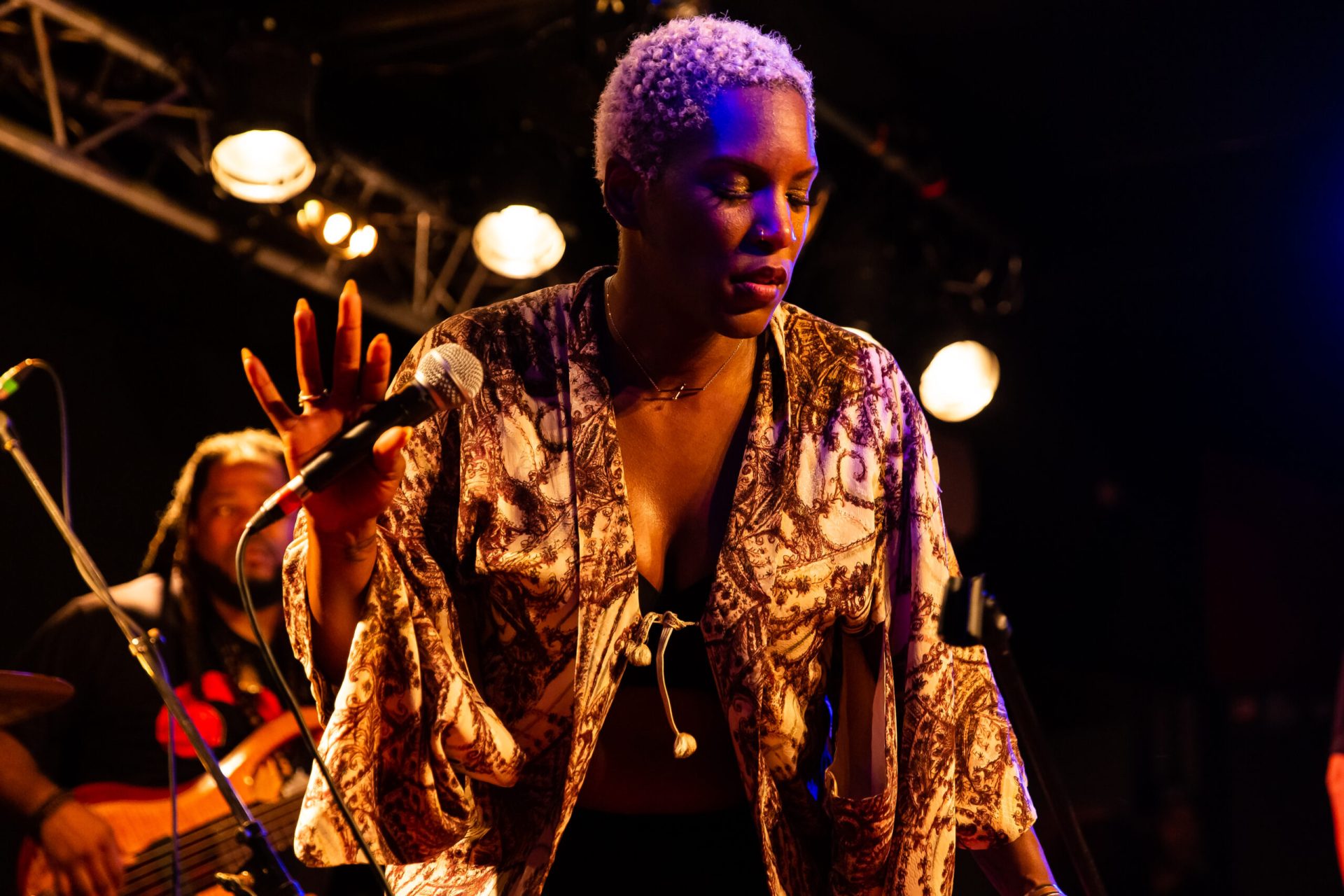 Liv Warfield presents a third concert at The Paper Club on Saturday 24 at 15.00 hours